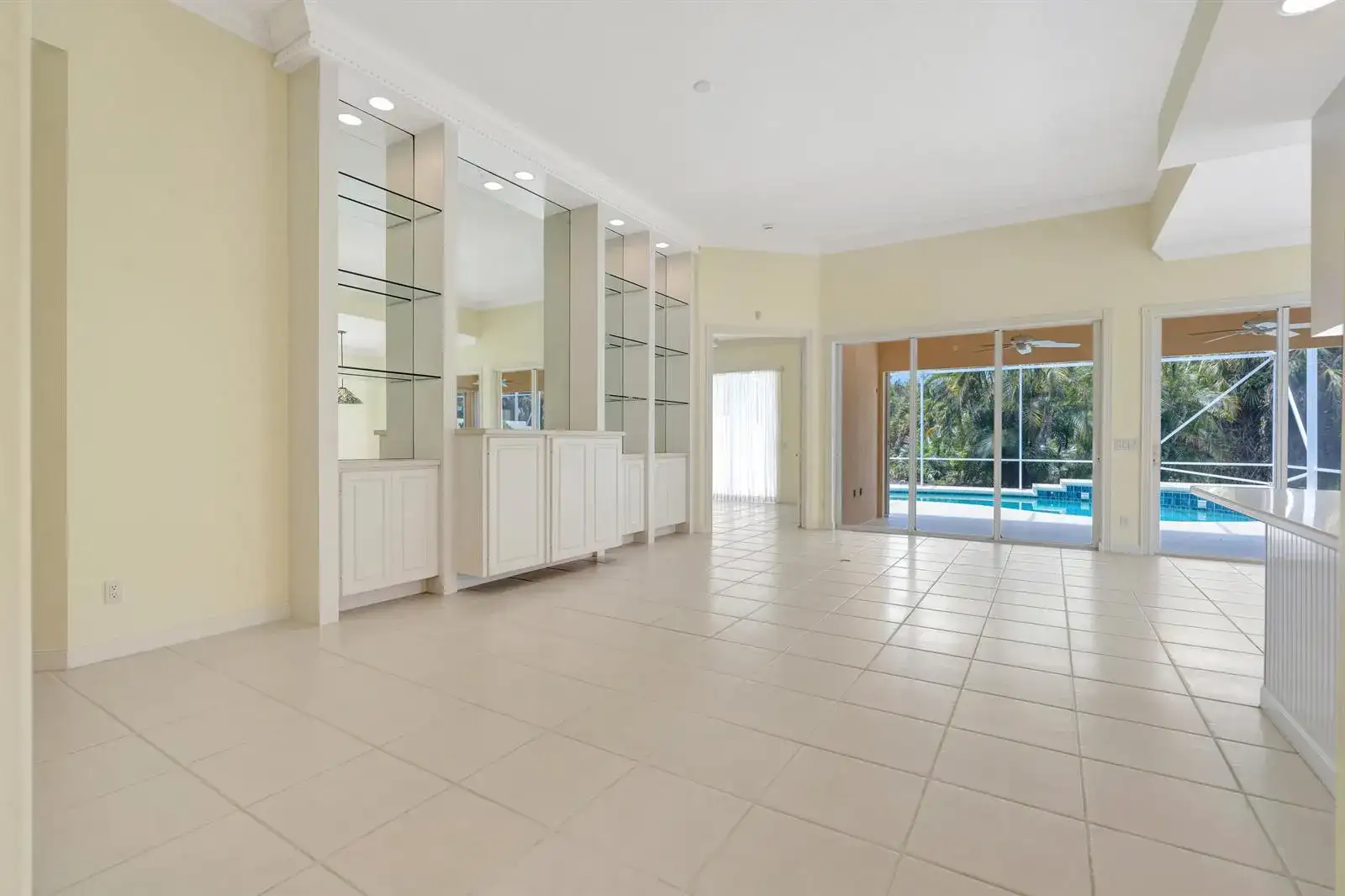8894 SE Retreat Drive, Hobe Sound FL 33455 photo 2