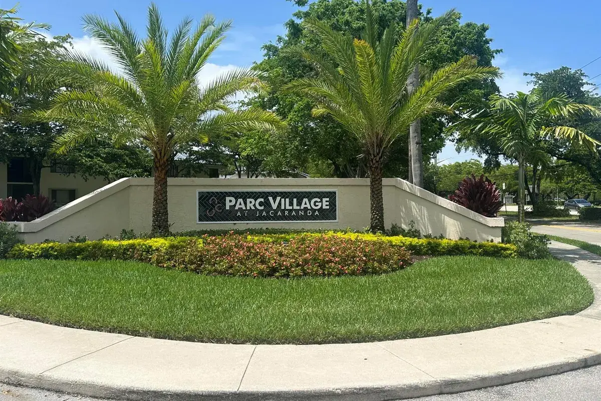 8133 NW 17th Manor, Plantation FL 33322