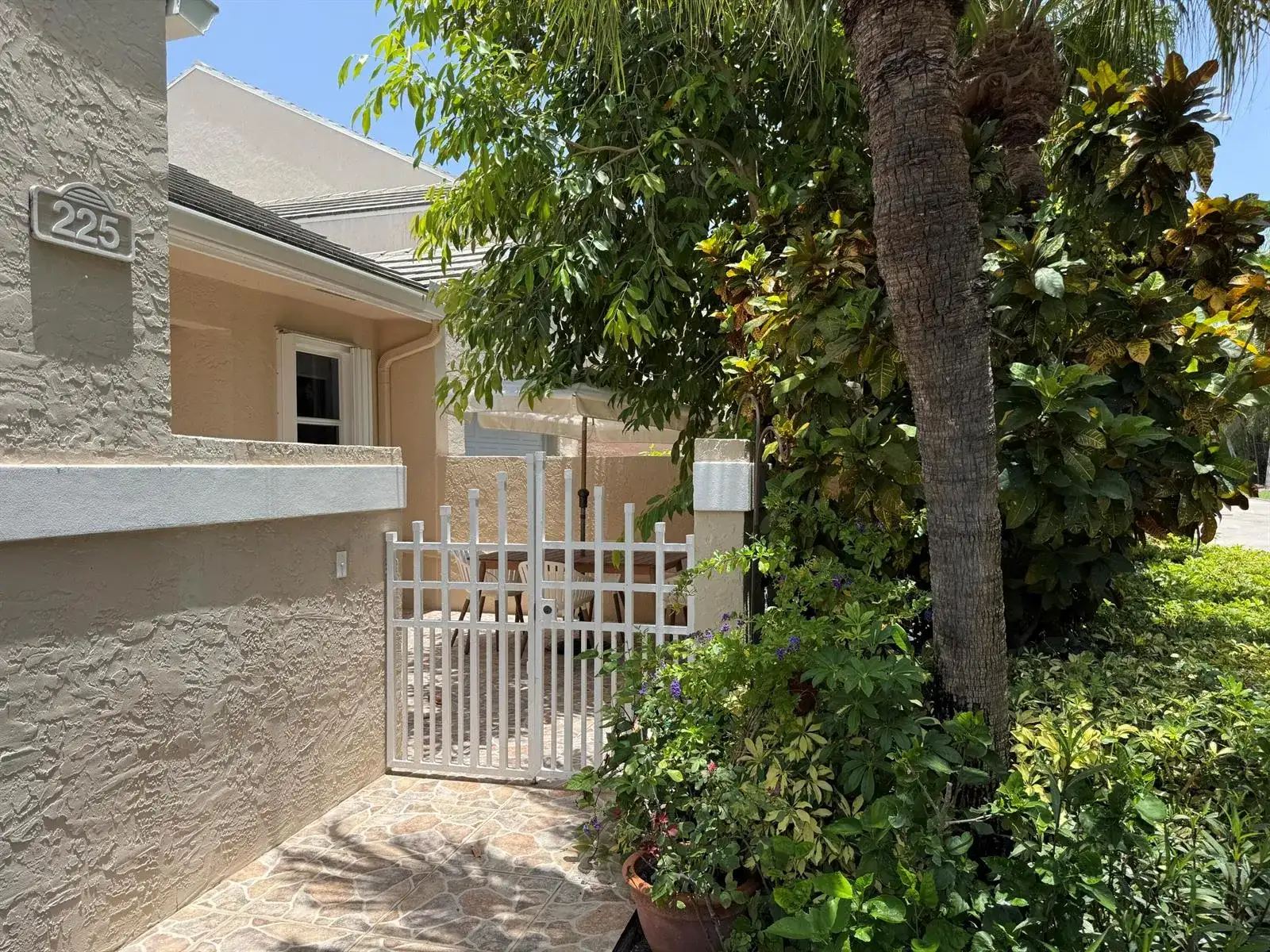 225 N Lakeshore Drive, Hypoluxo FL 33462 photo 5