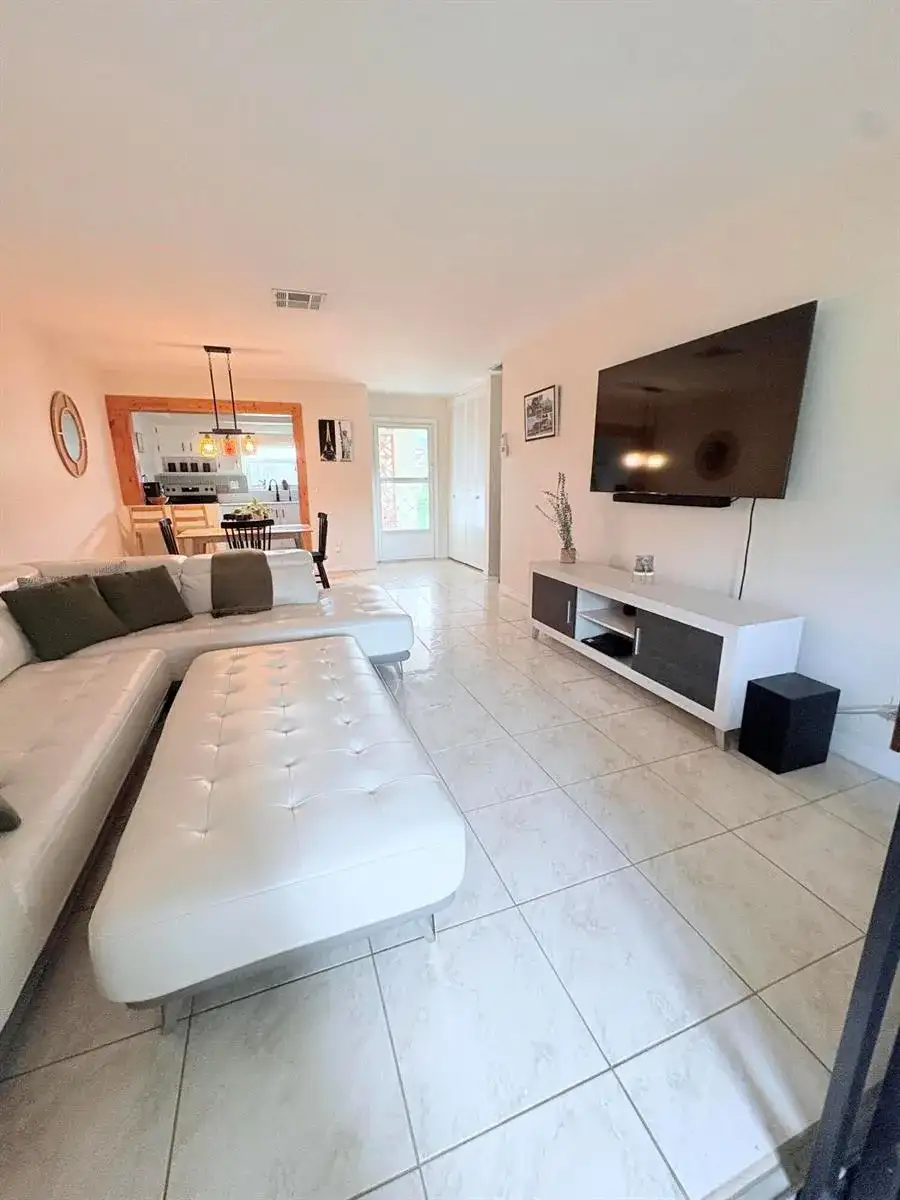 2966 Crosley Drive E # D, West Palm Beach FL 33415 photo 4