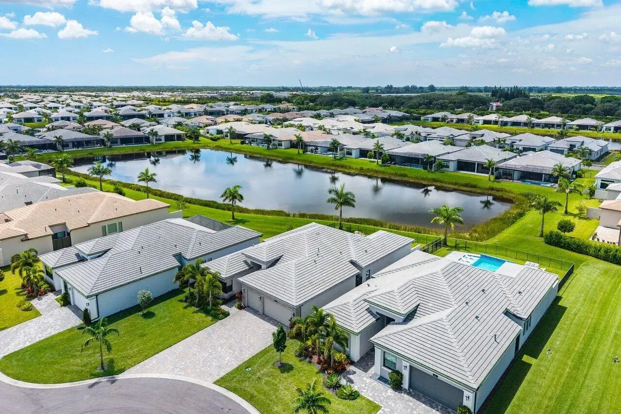 9850 Evergreen Woods Lane, Boynton Beach FL 33473