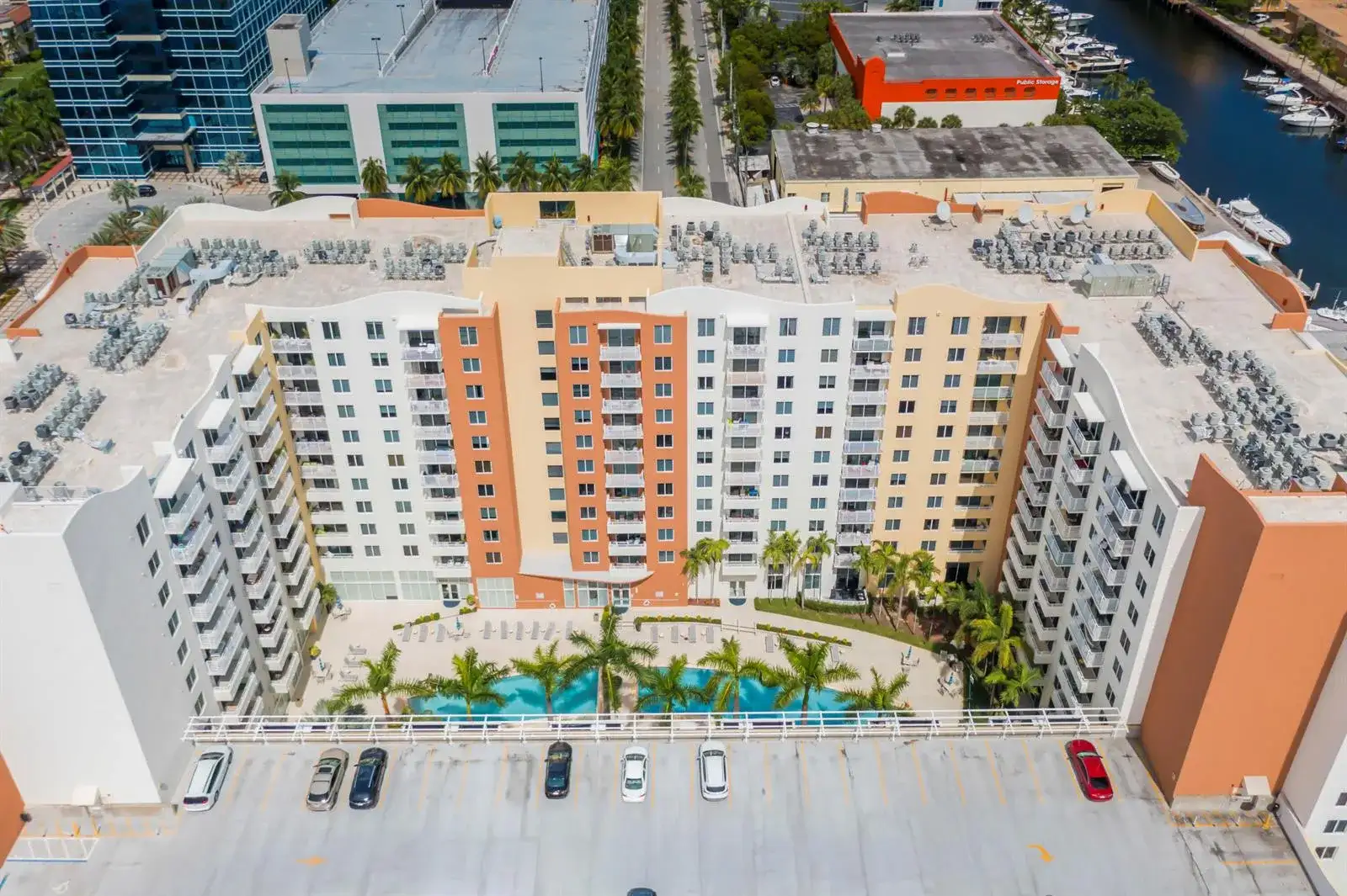 18800 NE 29th Avenue # 923, Miami FL 33180 photo 3