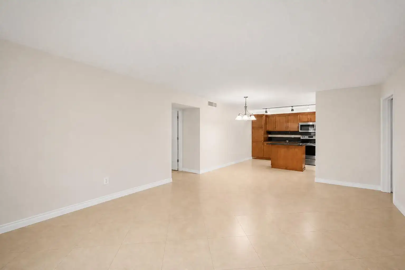 4528 SW 54th Street # b, Dania Beach FL 33314 photo 2
