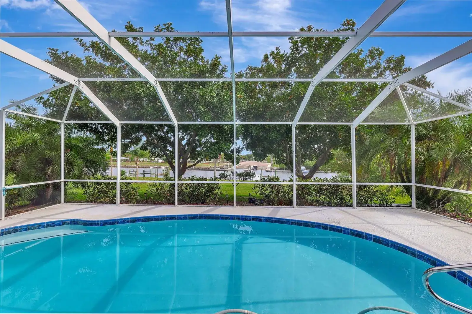 2704 SE Eagle Drive, Port St. Lucie FL 34984 photo 4