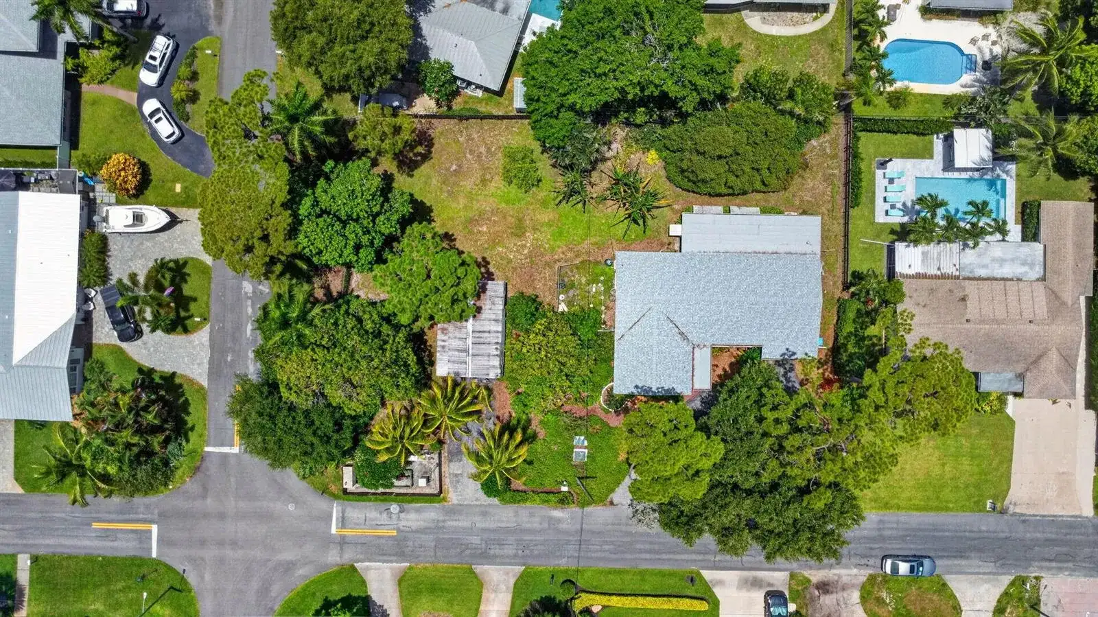 2709 SW 6th Street, Boynton Beach FL 33435 photo 2