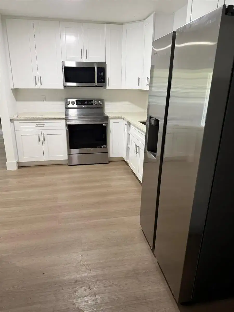 2751 NE 3rd Avenue, Pompano Beach FL 33064 photo 3
