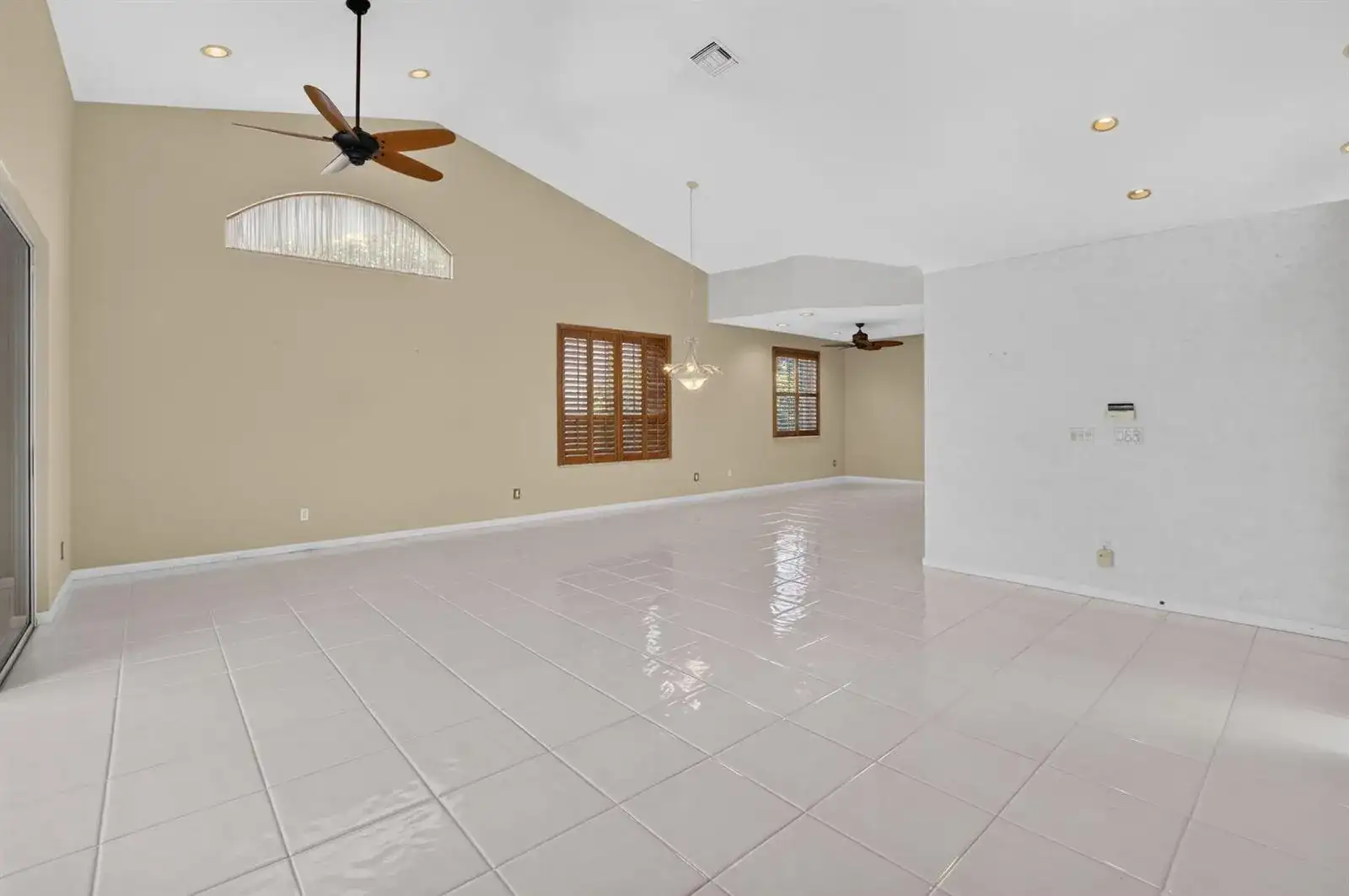 8908 Shoal Creek Lane, Boynton Beach FL 33472 photo 4