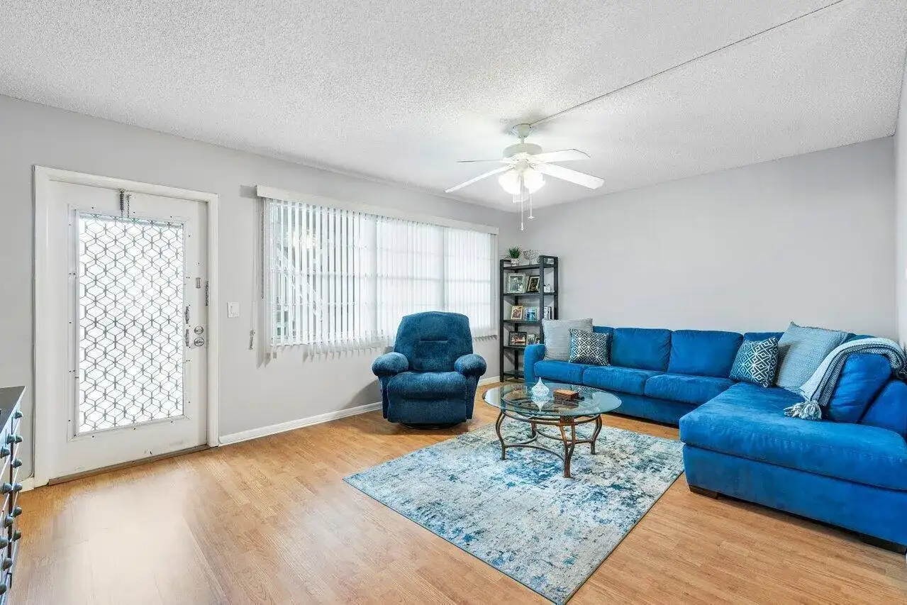 2046 Rexford C, Boca Raton FL 33434 photo 2