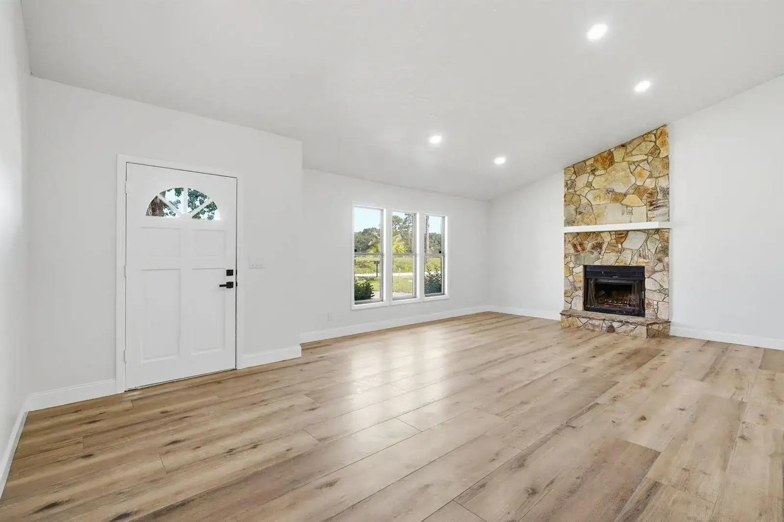 306 24th Avenue, Vero Beach FL 32967 photo 5