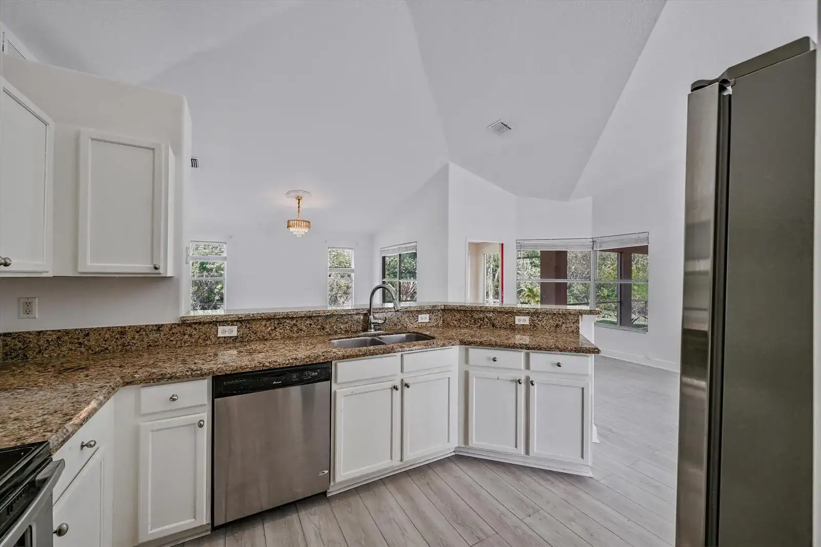 8671 155th Place N, Palm Beach Gardens FL 33418 photo 3