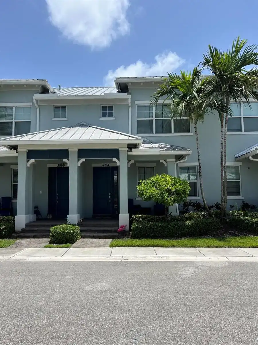 3964 Poinciana Lane, Hollywood FL 33021