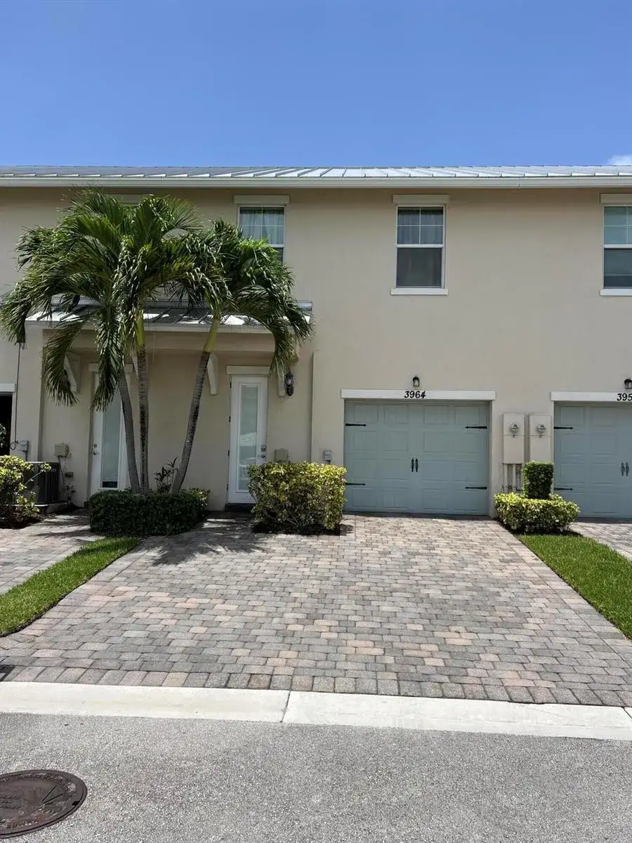 3964 Poinciana Lane, Hollywood FL 33021 photo 2
