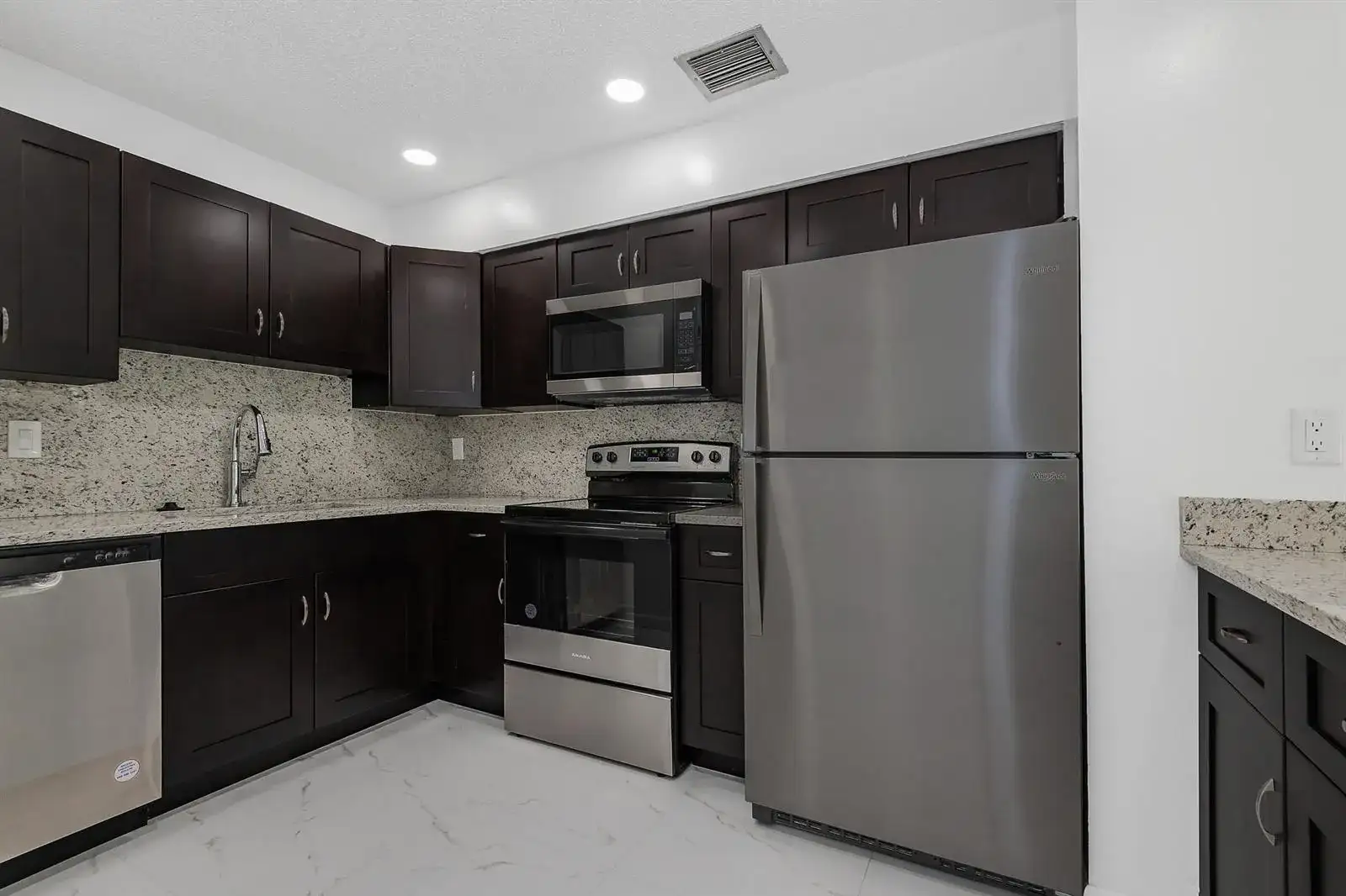 10675 Royal Palm Boulevard # 7, Coral Springs FL 33065 photo 3