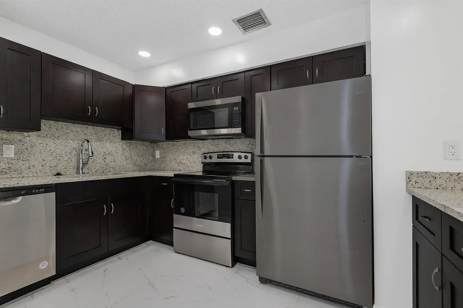 10675 Royal Palm Boulevard # 7, Coral Springs FL 33065
