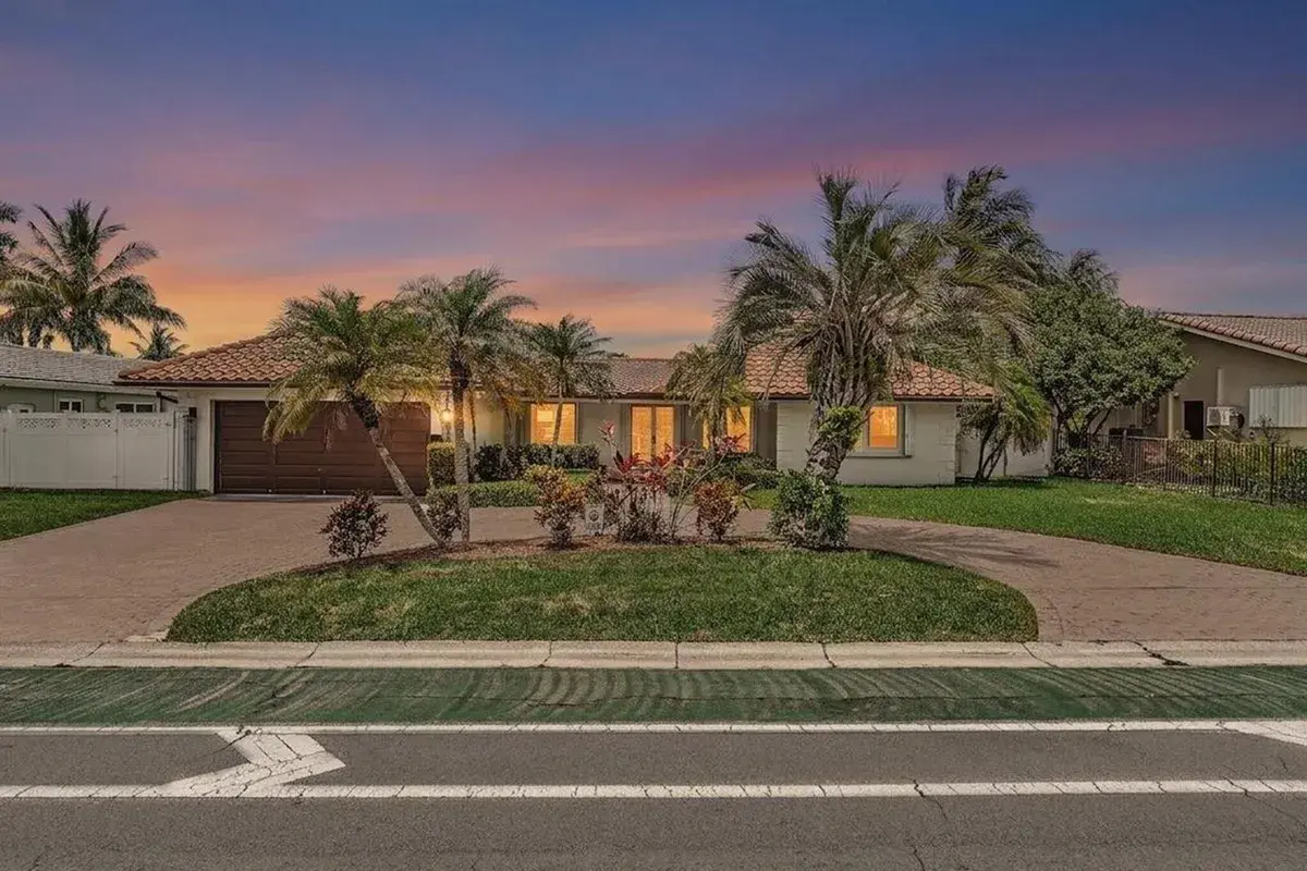 2800 NE 55th Street, Fort Lauderdale FL 33308