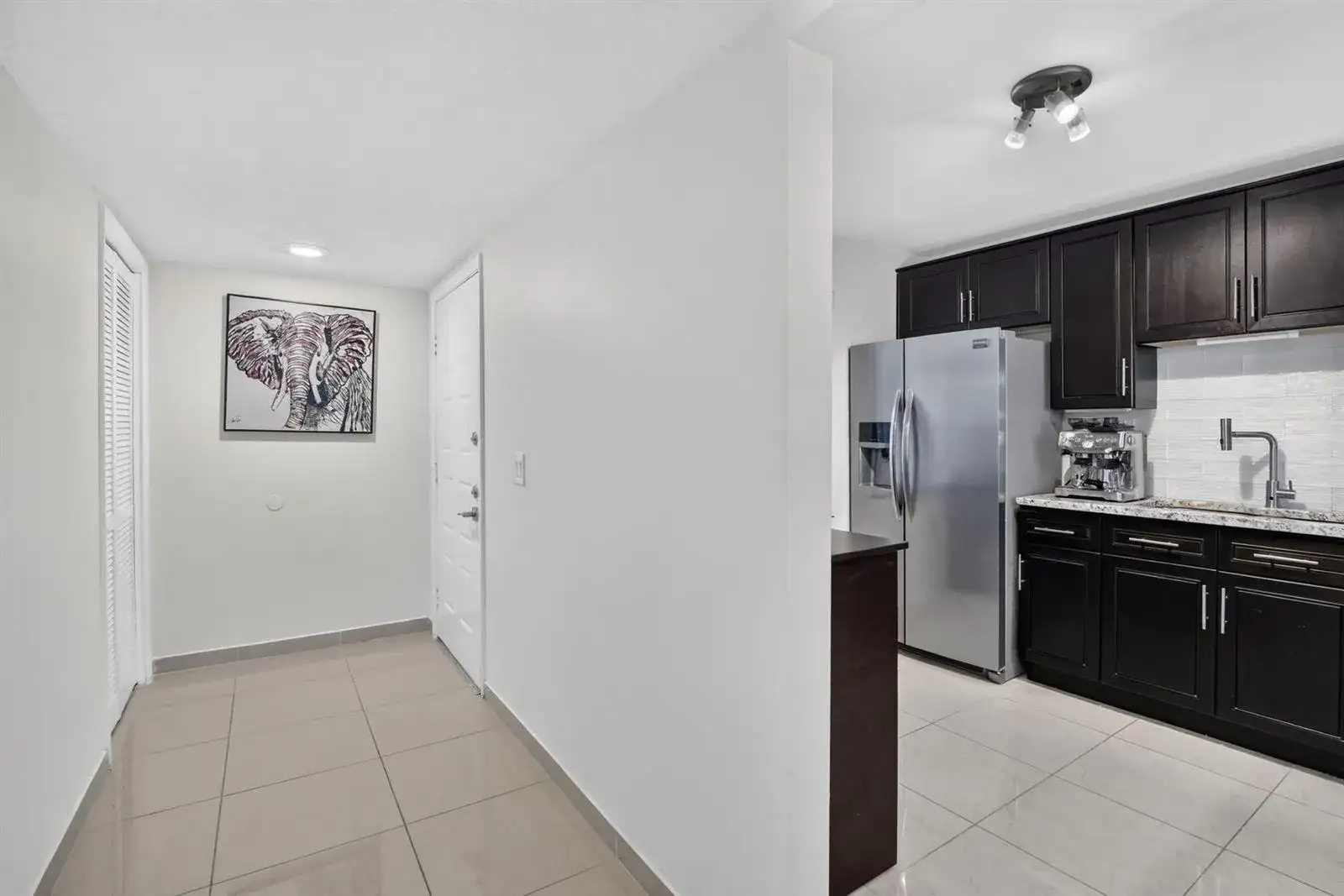 410 Lakeview Drive # 103, Weston FL 33326 photo 2