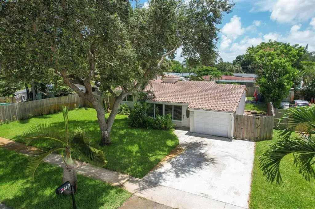 2440 SW 16th Street, Fort Lauderdale FL 33312