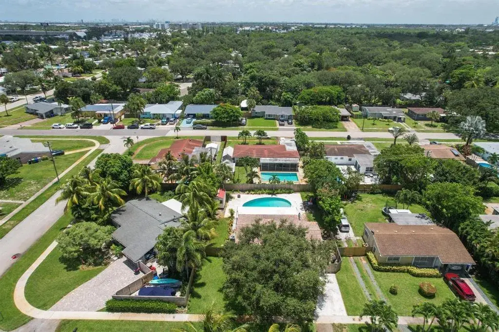 2440 SW 16th Street, Fort Lauderdale FL 33312