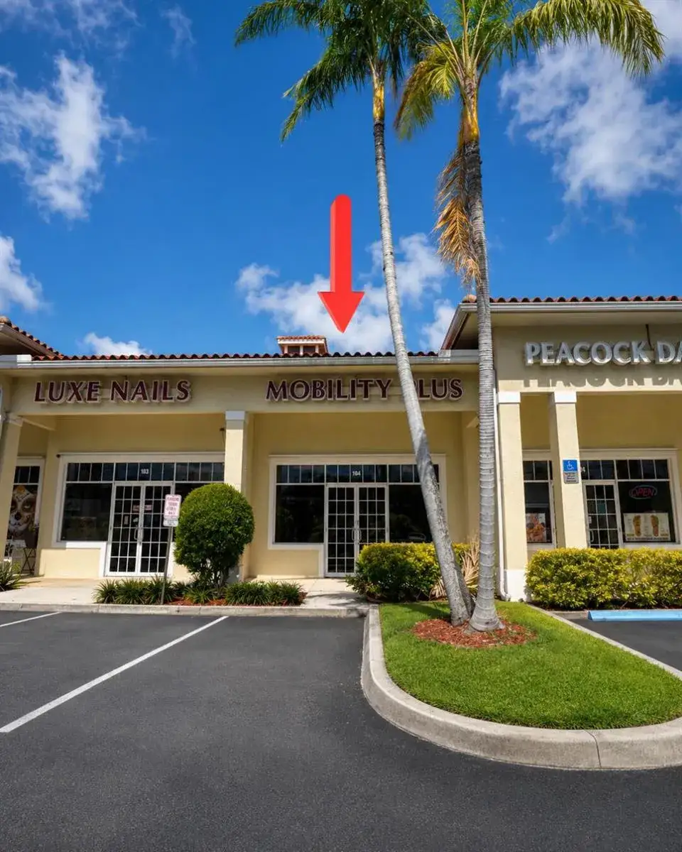 270 NW Peacock Boulevard NW # 104, Port St. Lucie FL 34986