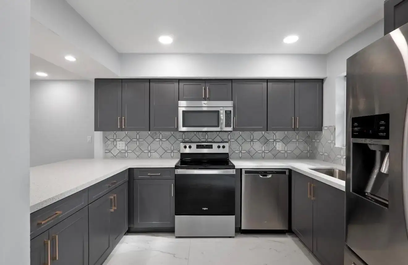 1661 NW 1st Avenue, Pompano Beach FL 33060 photo 4