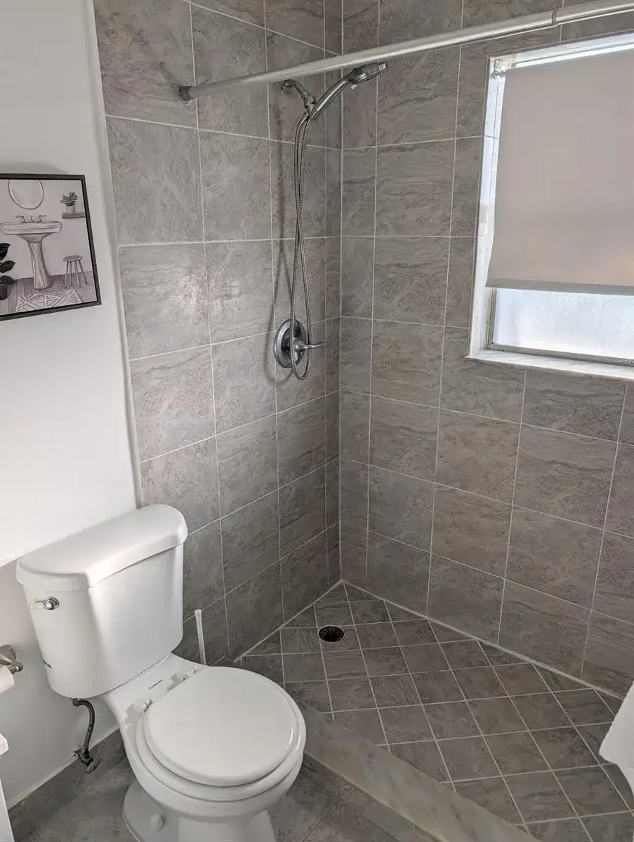 430 SE 2nd Avenue # 24, Deerfield Beach FL 33441 photo 4