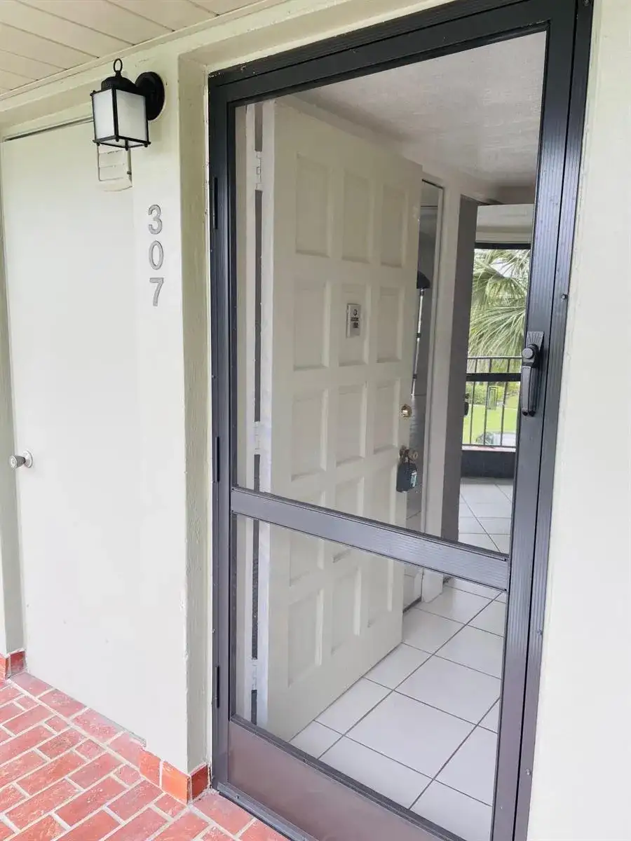 4080 Tivoli Court # 307, Lake Worth FL 33467 photo 5