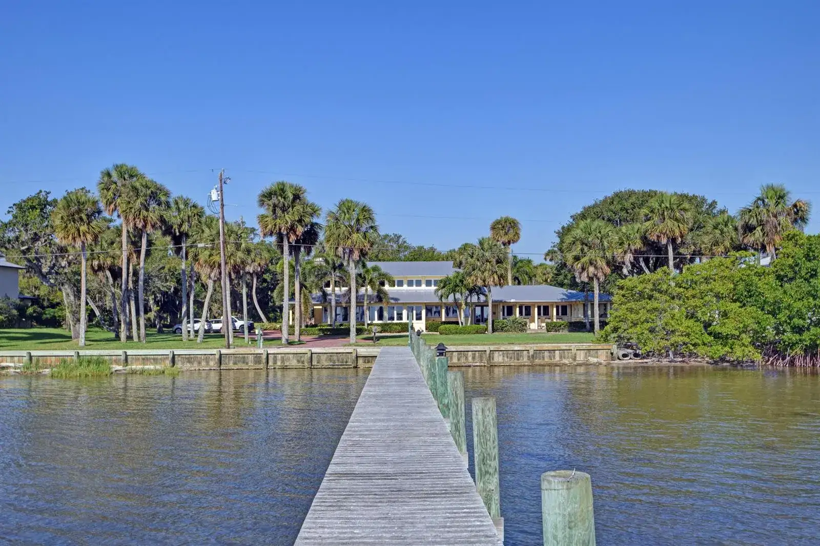 3209 N Indian River Drive, Fort Pierce FL 34946 photo 3