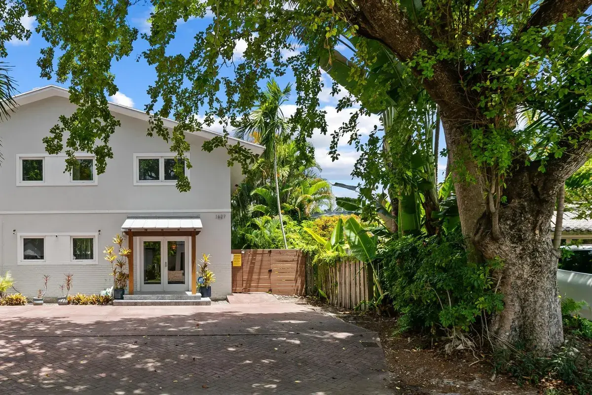 1627 NE 7th Street, Fort Lauderdale FL 33304