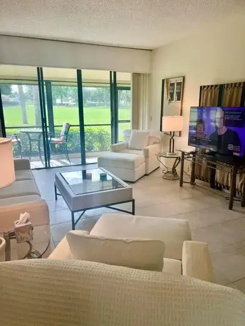 225 Old Meadow Way, Palm Beach Gardens FL 33418 photo 3