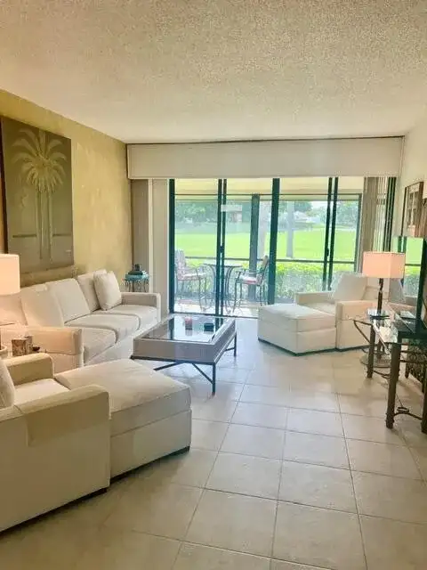 225 Old Meadow Way, Palm Beach Gardens FL 33418 photo 4