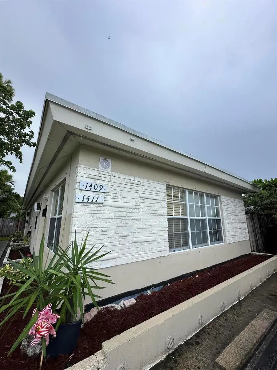 1409 NW 2nd Avenue, Fort Lauderdale FL 33311