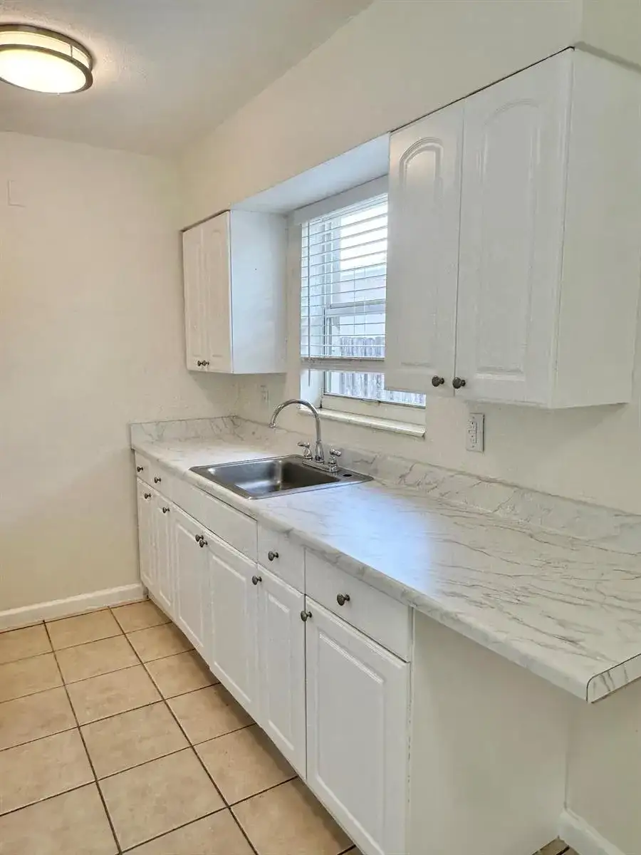 1409 NW 2nd Avenue, Fort Lauderdale FL 33311 photo 4