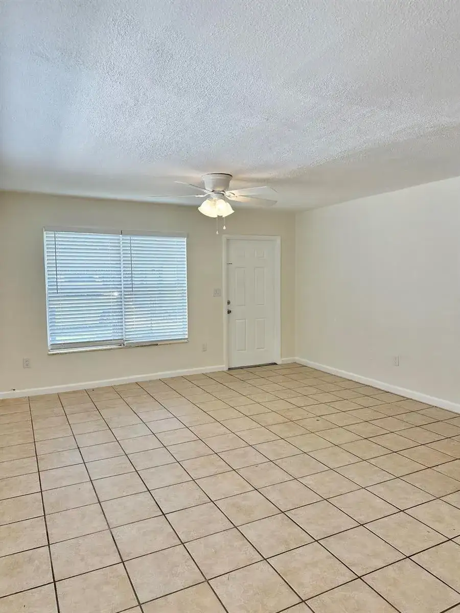 1409 NW 2nd Avenue, Fort Lauderdale FL 33311 photo 5