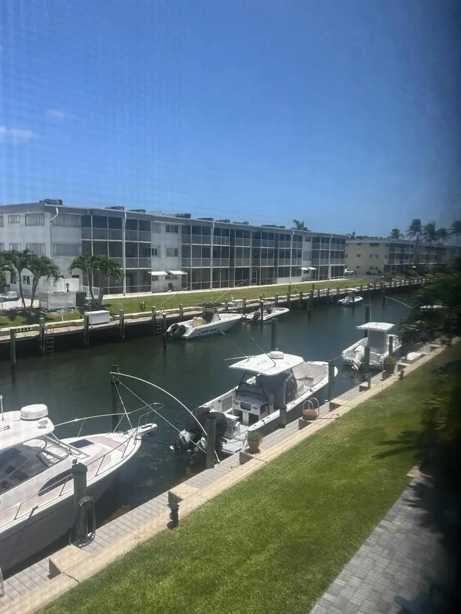 121 Wettaw Lane # 214, North Palm Beach FL 33408 photo 2