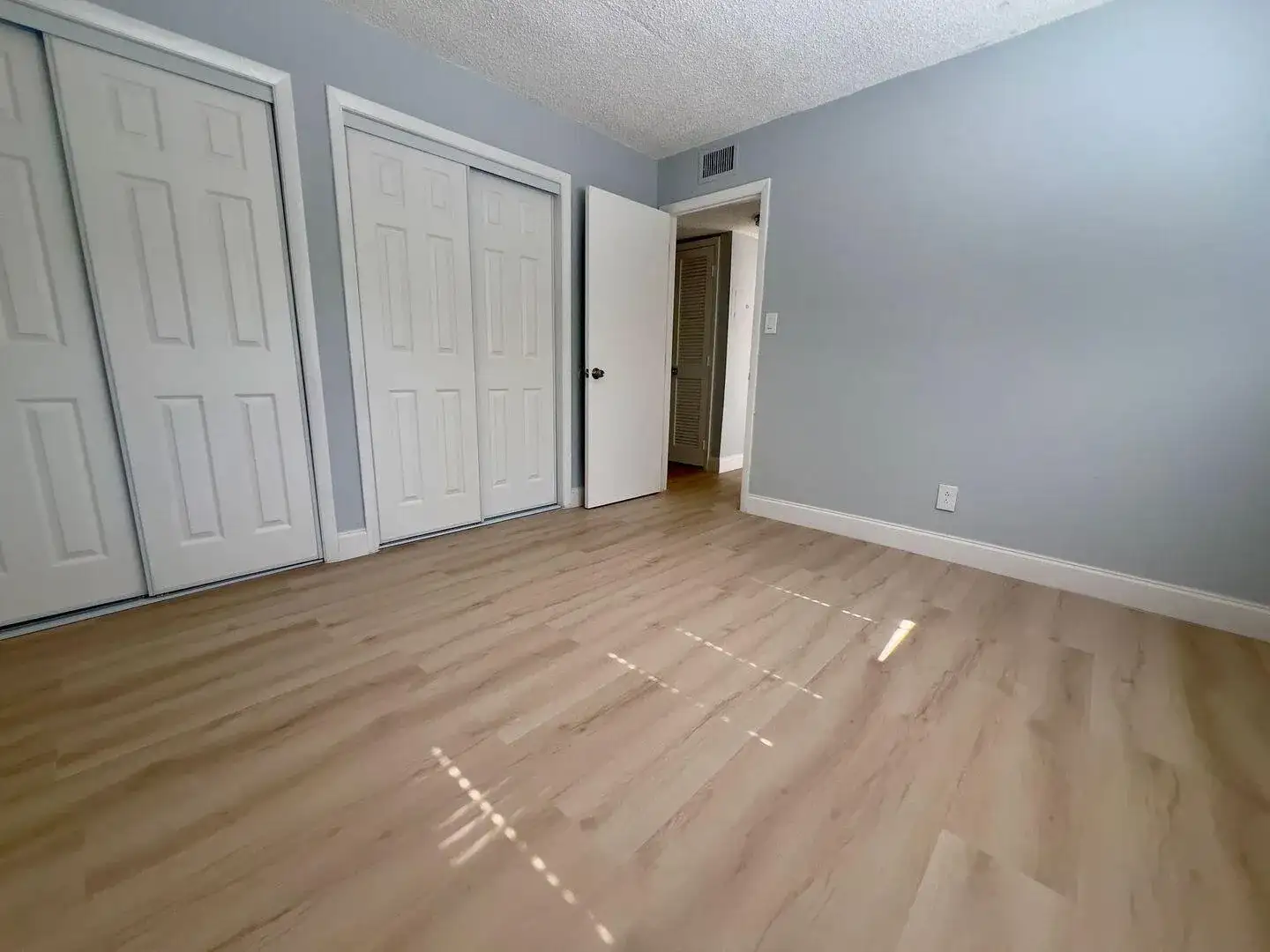 665 Glouchester # 2, Boca Raton FL 33487 photo 3