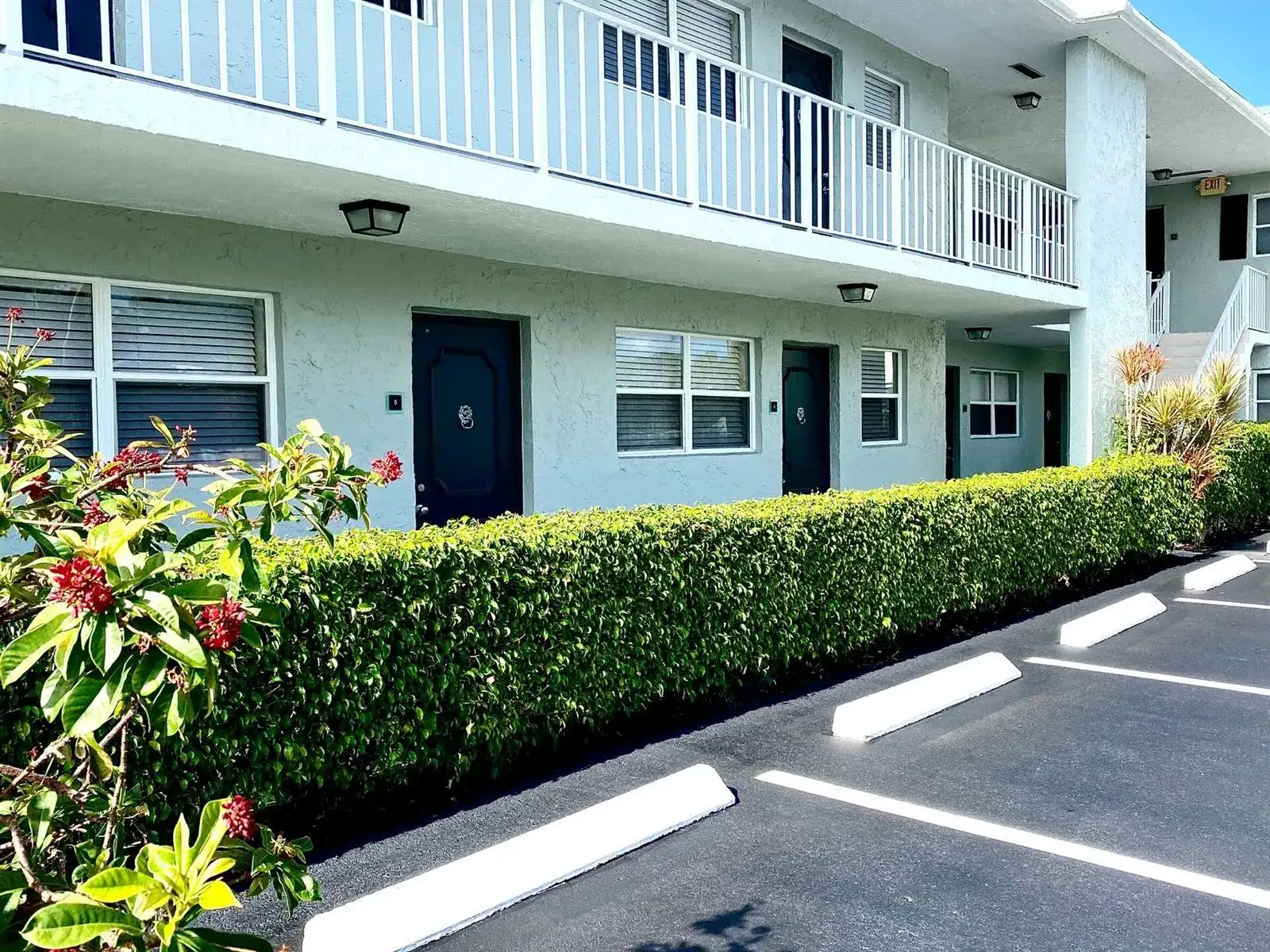 665 Glouchester # 2, Boca Raton FL 33487 photo 5