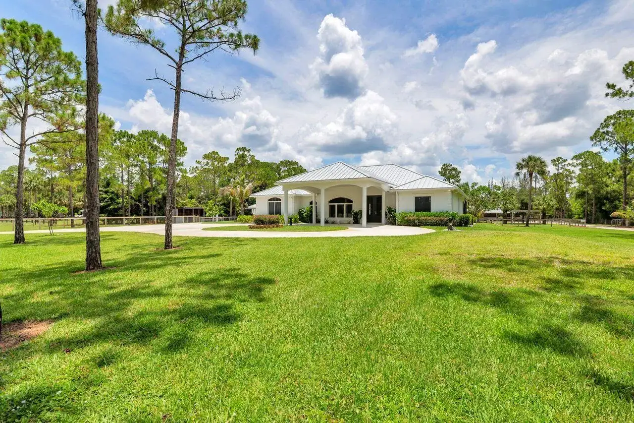 14819 Broken Arrow Place, Palm Beach Gardens FL 33418 photo 2