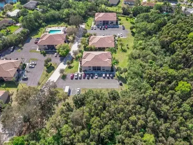 2470 SE Garden Terrace # 502, Port St. Lucie FL 34952 photo 2