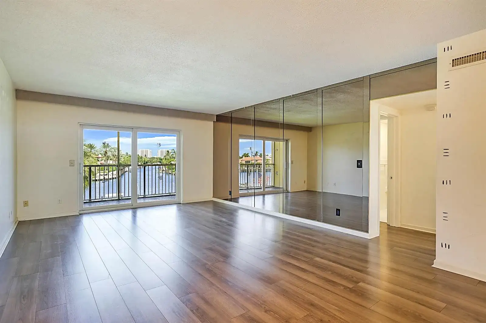230 N Federal Hwy # 305, Deerfield Beach FL 33441 photo 4