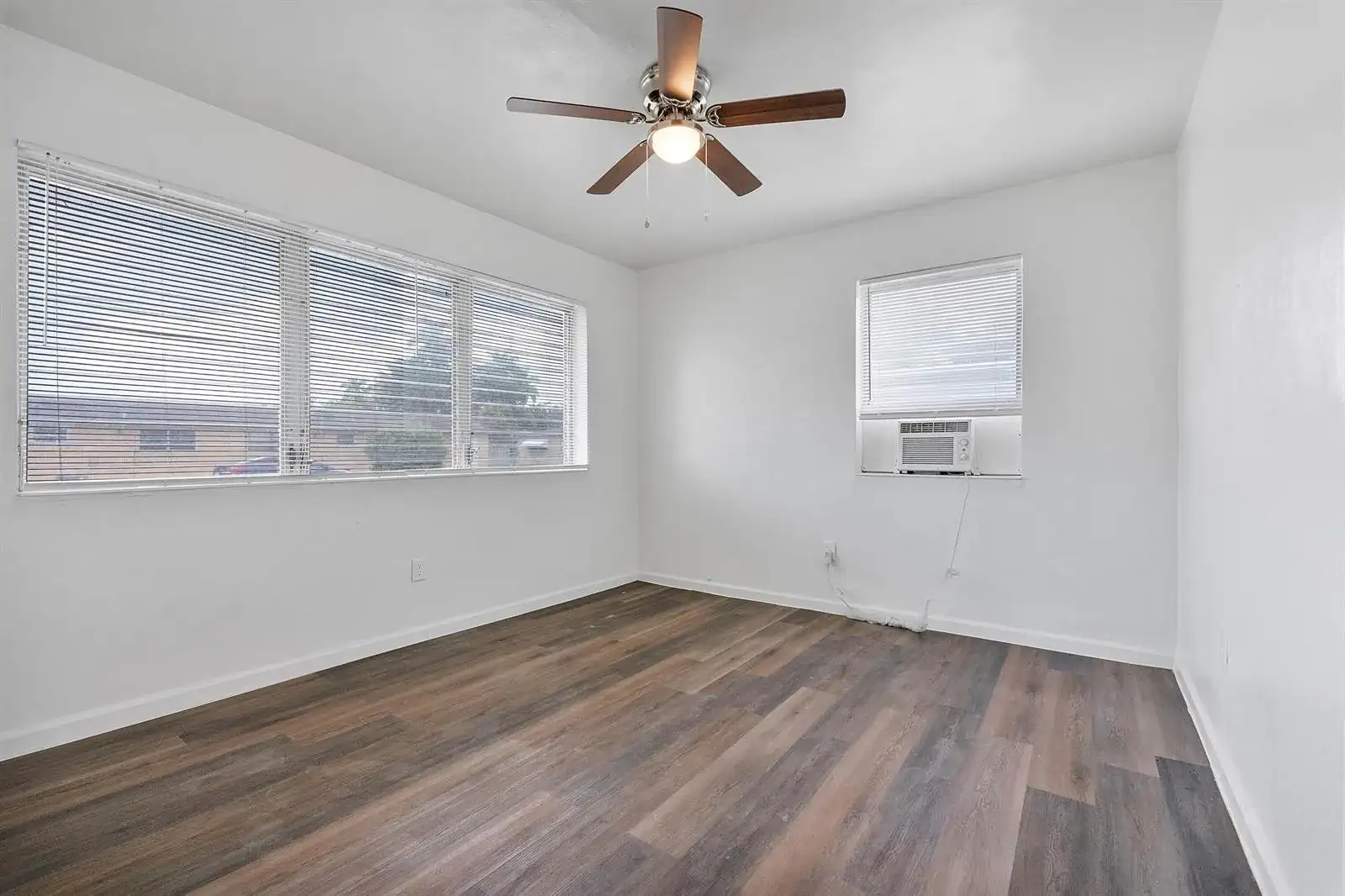 515 NE 150th Street # 1, Miami FL 33161 photo 5