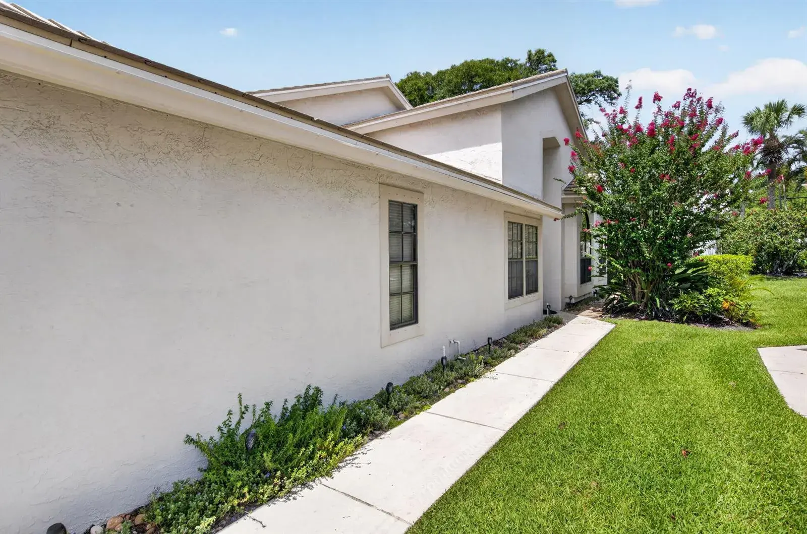 10984 Stafford Circle S, Boynton Beach FL 33436