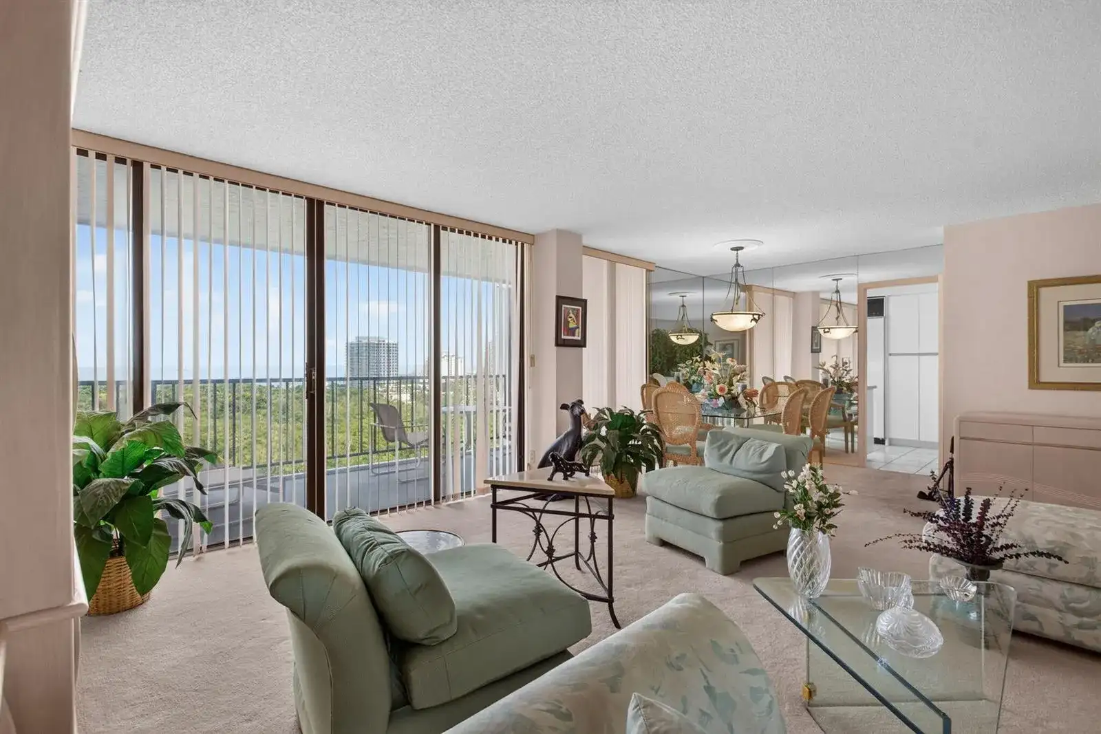 936 Intracoastal Drive # 16e, Fort Lauderdale FL 33304 photo 2