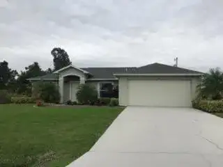 324 SW Kestor Drive, Port St. Lucie FL 34953 photo 3
