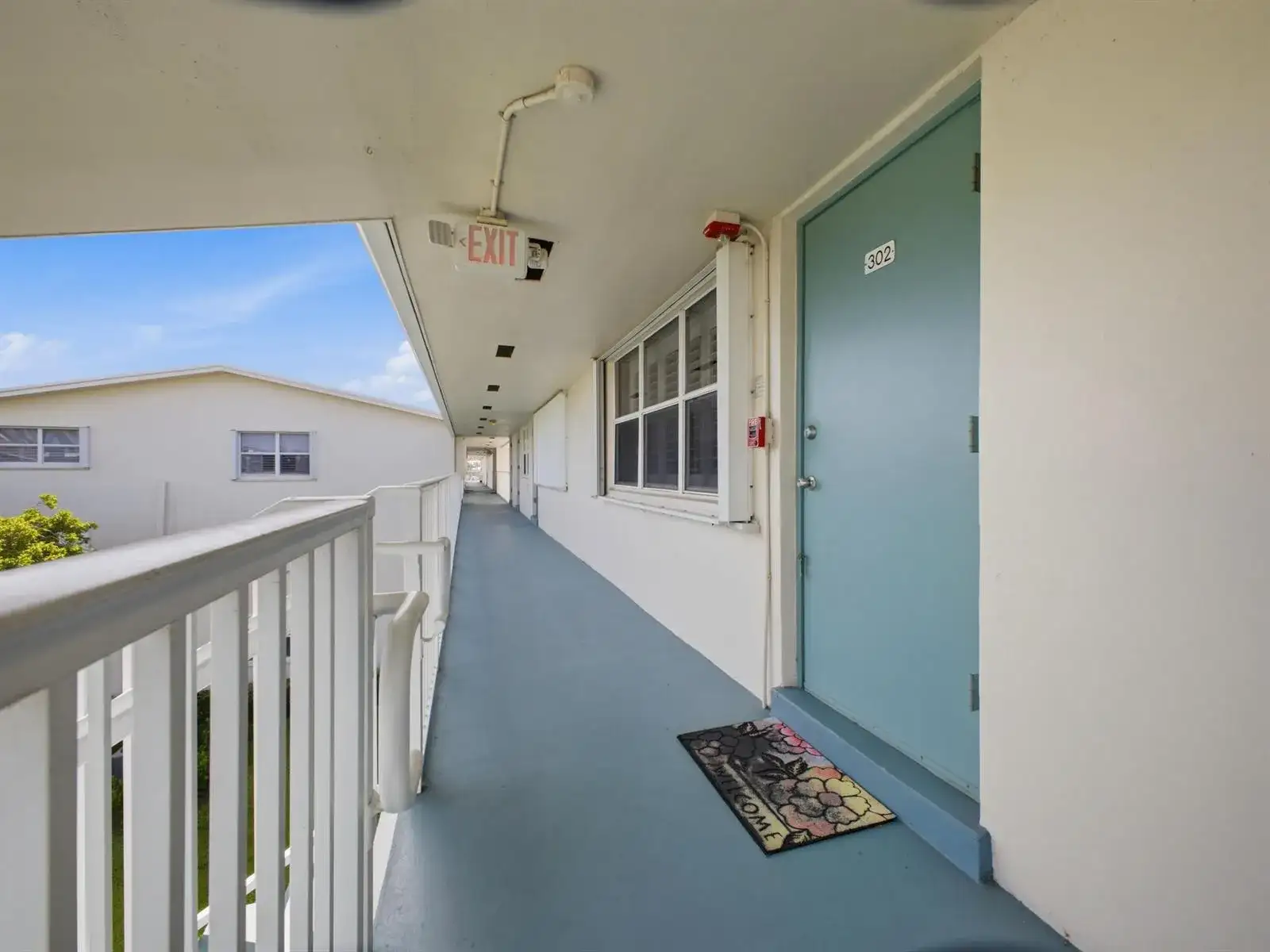 350 Horizons E # 302, Boynton Beach FL 33435 photo 2