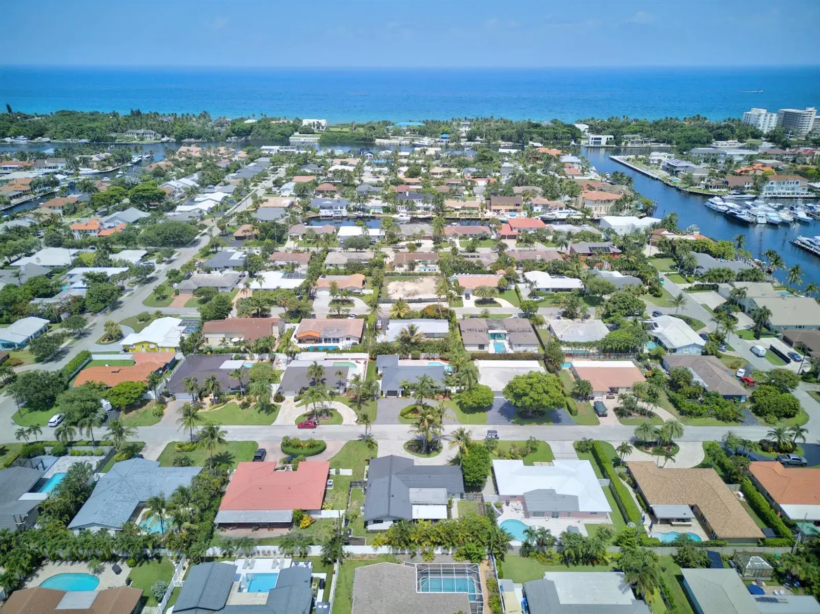 4431 NE 28th Avenue, Lighthouse Point FL 33064