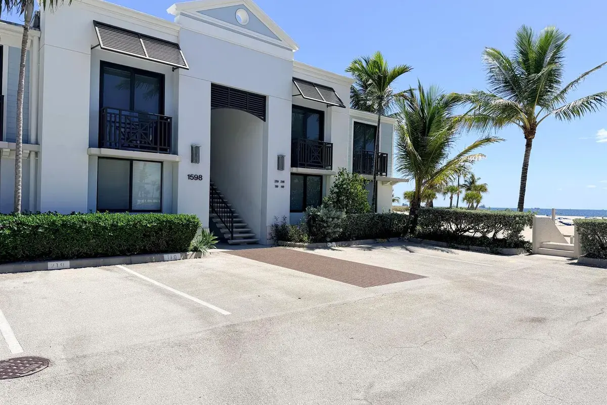 1598 S Ocean Lane # 218, Fort Lauderdale FL 33316