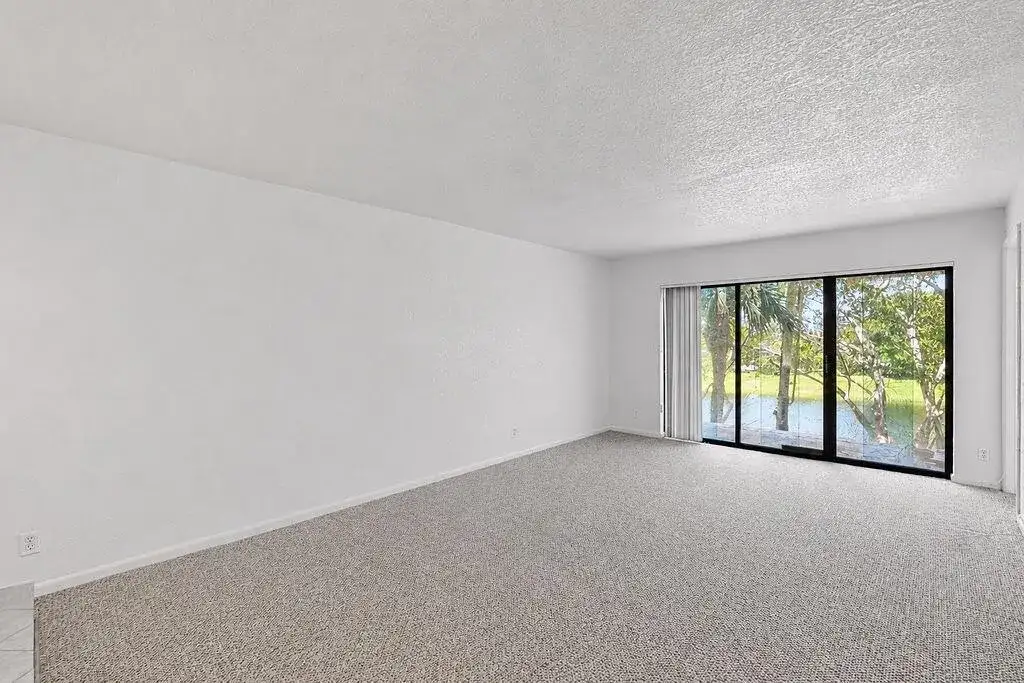 2322 S Cypress Bend Drive # 311, Pompano Beach FL 33069 photo 2