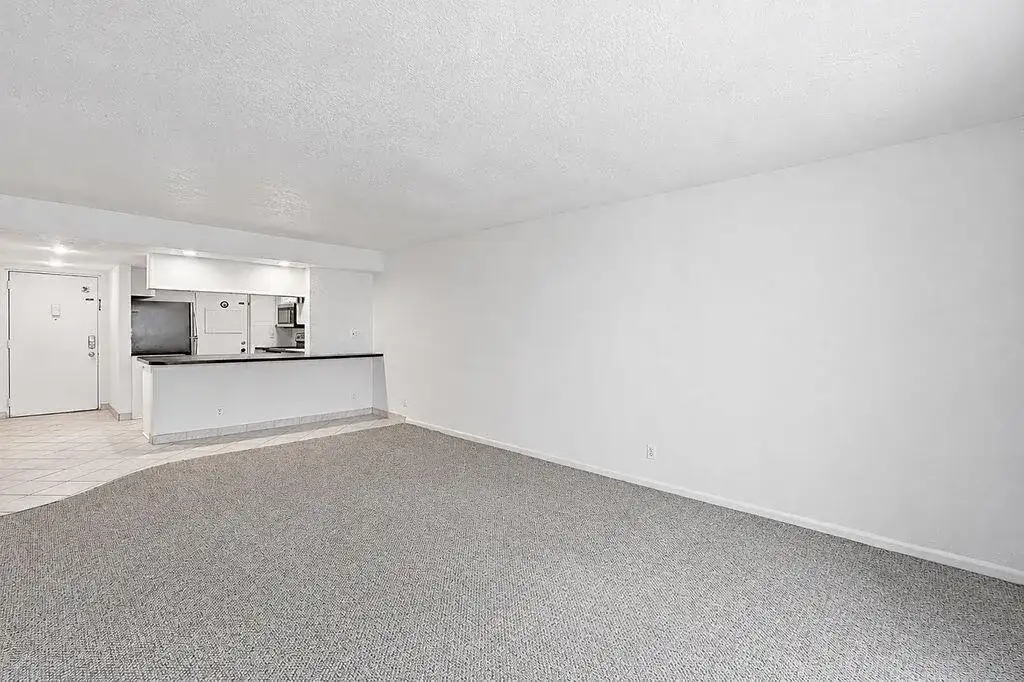 2322 S Cypress Bend Drive # 311, Pompano Beach FL 33069 photo 3
