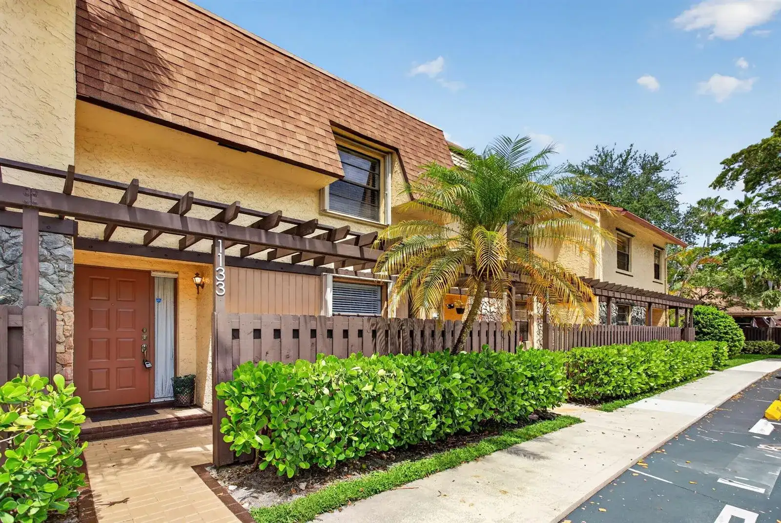 1133 NW 79th Drive, Plantation FL 33322 photo 3