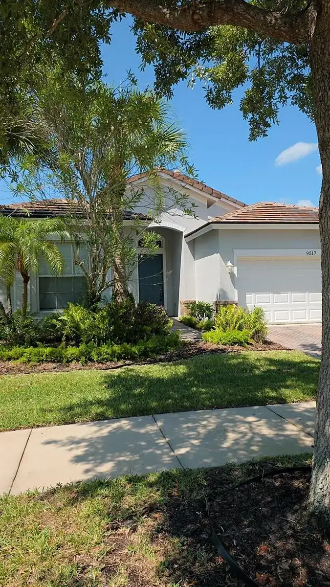 9517 SW Flowermound Circle, Port St. Lucie FL 34987 photo 2